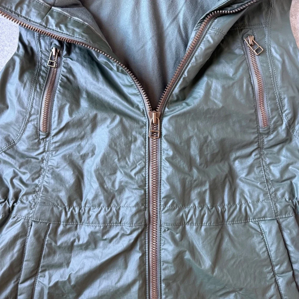 Athleta stay warm